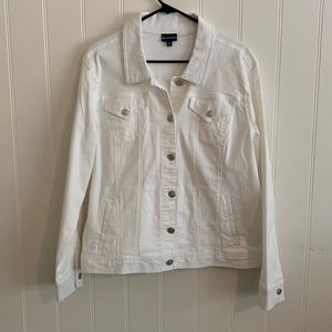 New w/o tags, XL White Denim Jacket.